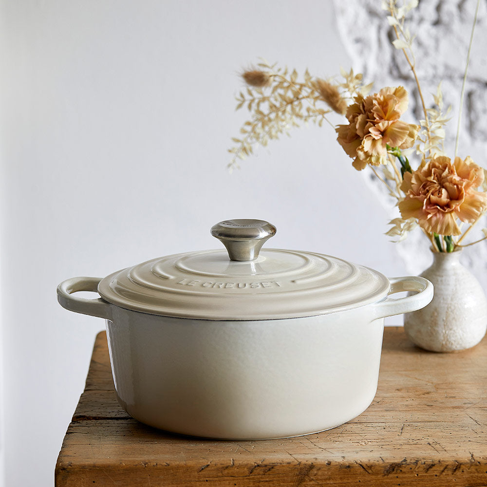 Le Creuset Cast Iron Round Casserole Dish 24cm in Meringue